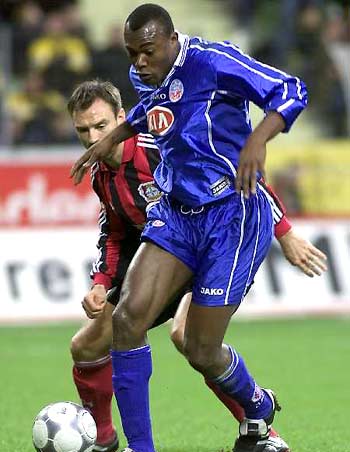 尽管裁判迅 尽管裁判迅