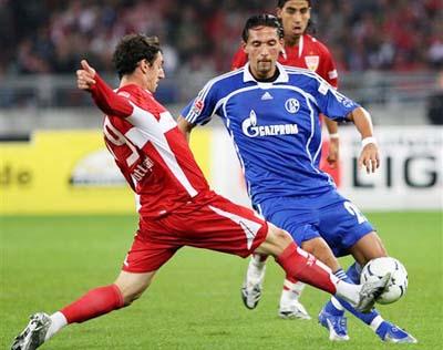 还成为吸引 还成为吸引